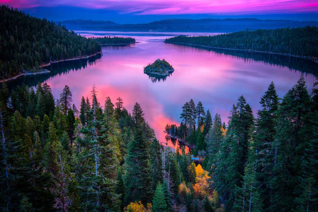 Lacul Tahoe Sierra Nevada, California, SUA