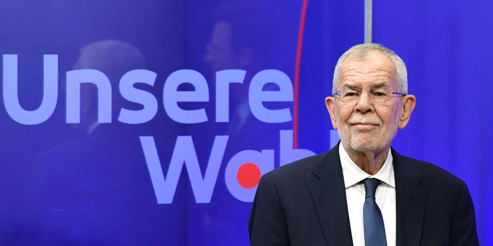 Austria: Outgoing Green President Van der Bellen was re-elected in the first ballot