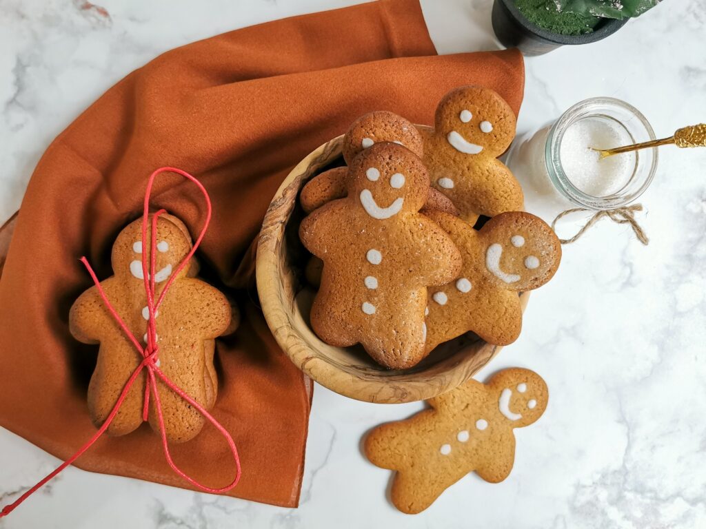 Gingerbread cookies (Gingerbread): the recipe for spicy men - Tale Of Travels